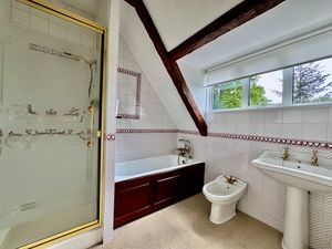 Photo 14- click for photo gallery